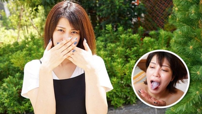 Swallowing Housewives 141 ~ Lewd Housewives Swallow Cum Three Times in a Row in a Threesome ~