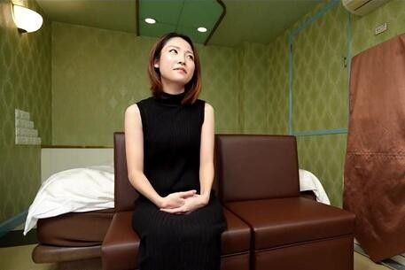 【無修正・中出し】 面接→即受精中出し！アダルトビデオに出たいお嬢様の２３歳素人、面接しました。【高画質版動画特典付き】